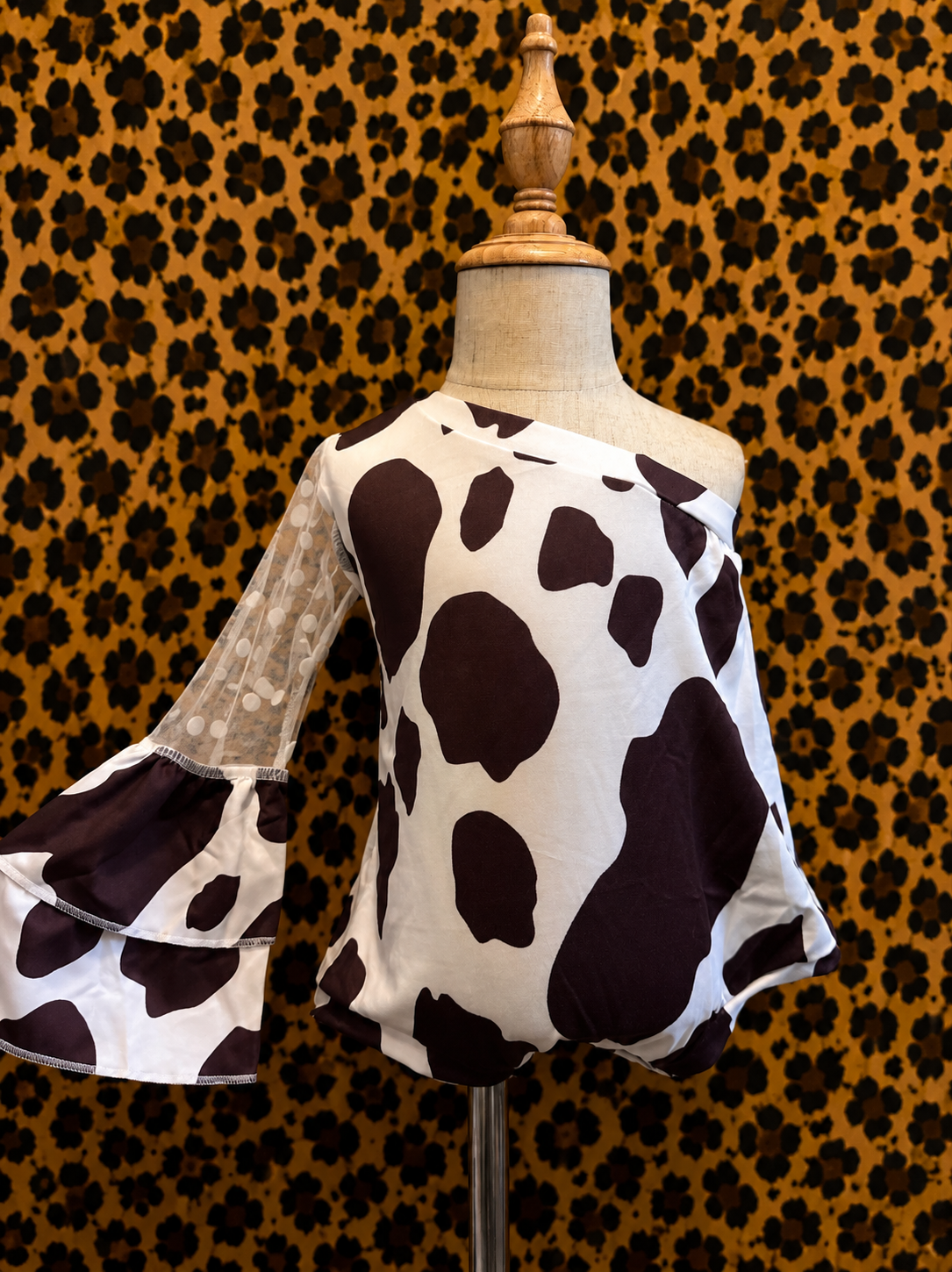 Off the shoulder Cow print bubble