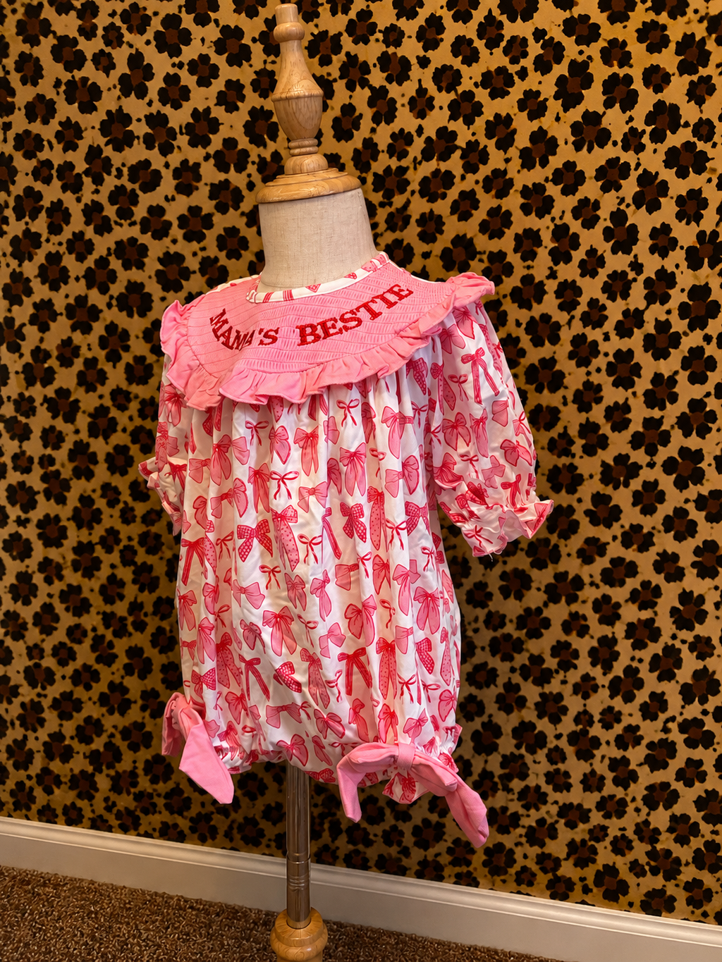 Mamas bestie smocked bubble