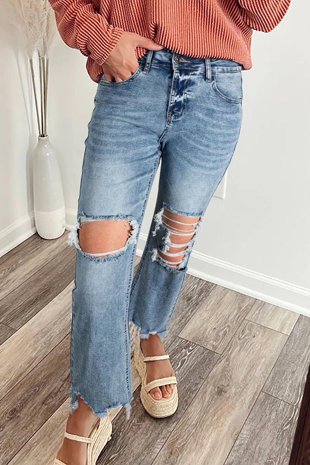 Raw Hem Ripped Open Knee Fit Flare Jeans