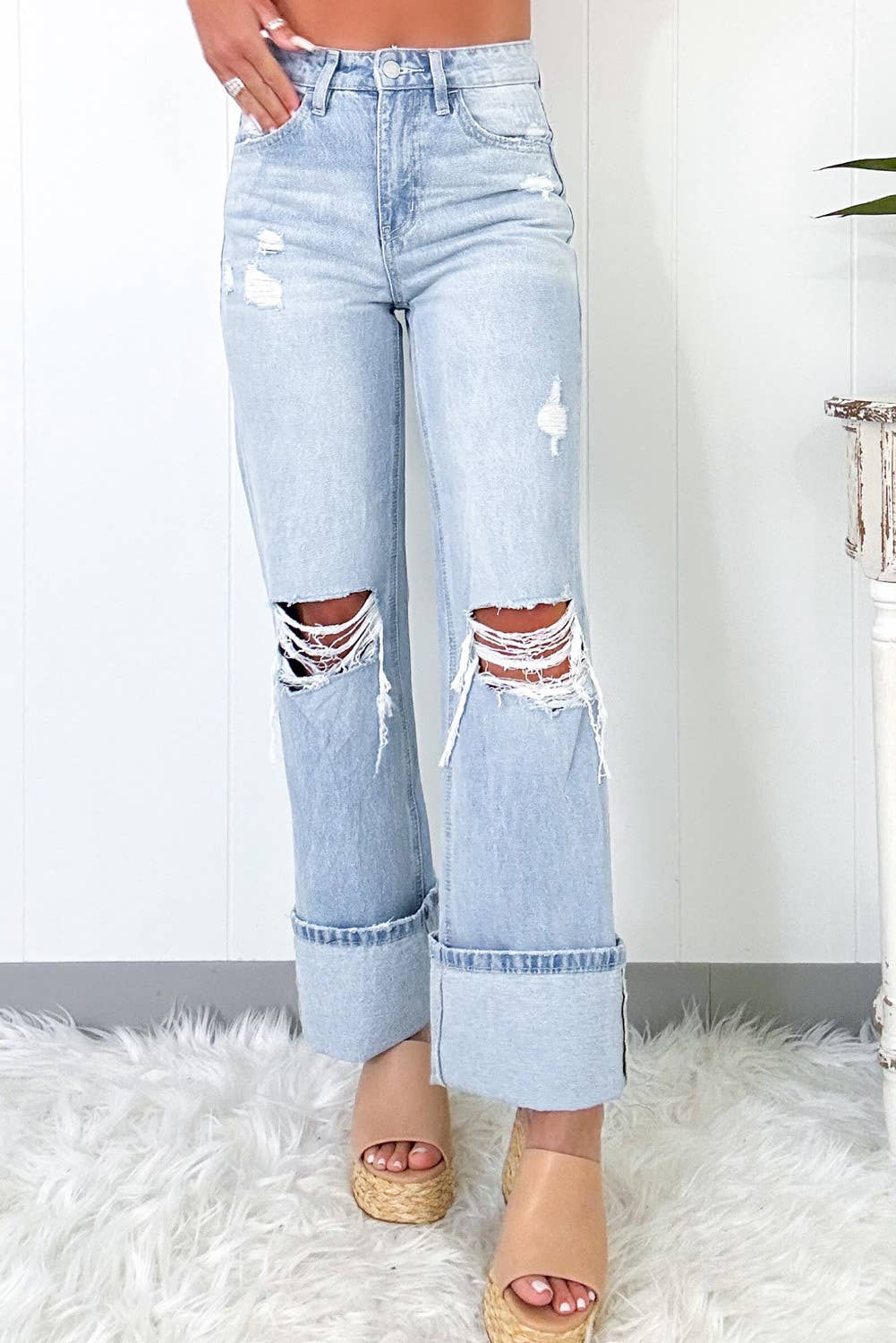 Western apparel Light Wash Distressed Straight Jeans